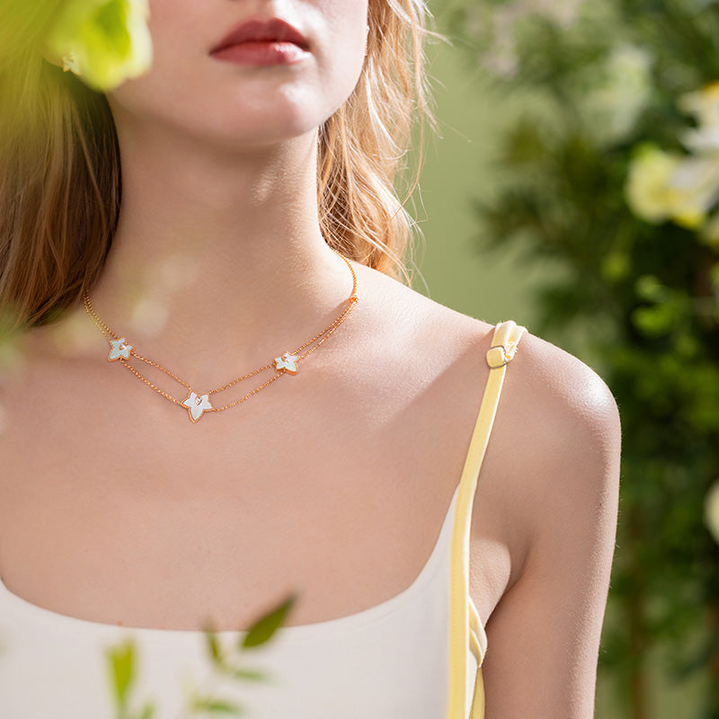 Mother of Pearl Bead Three-Leaf Necklace