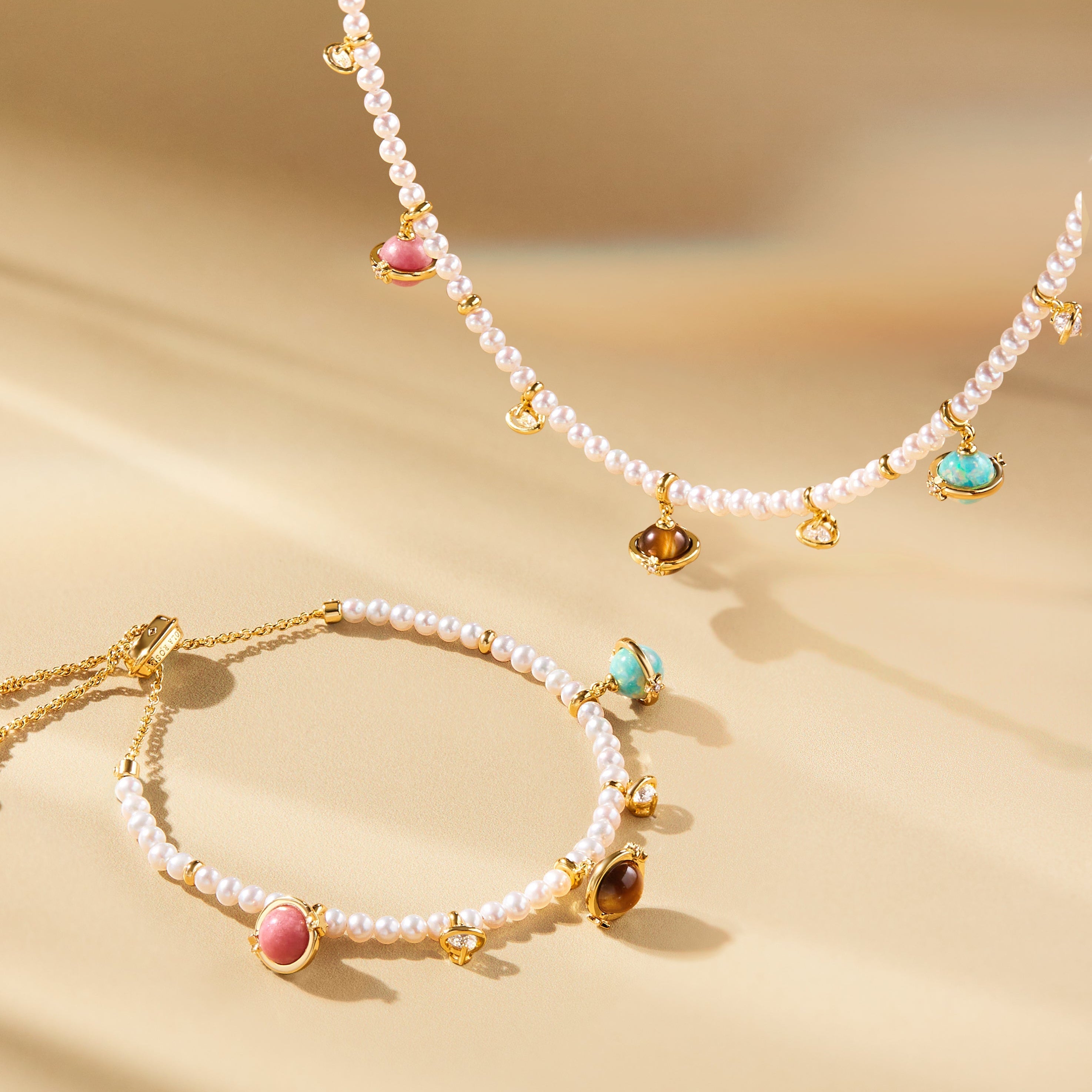 Heliocentric Freshwater Pearl Necklace& Bracelet Gift Set